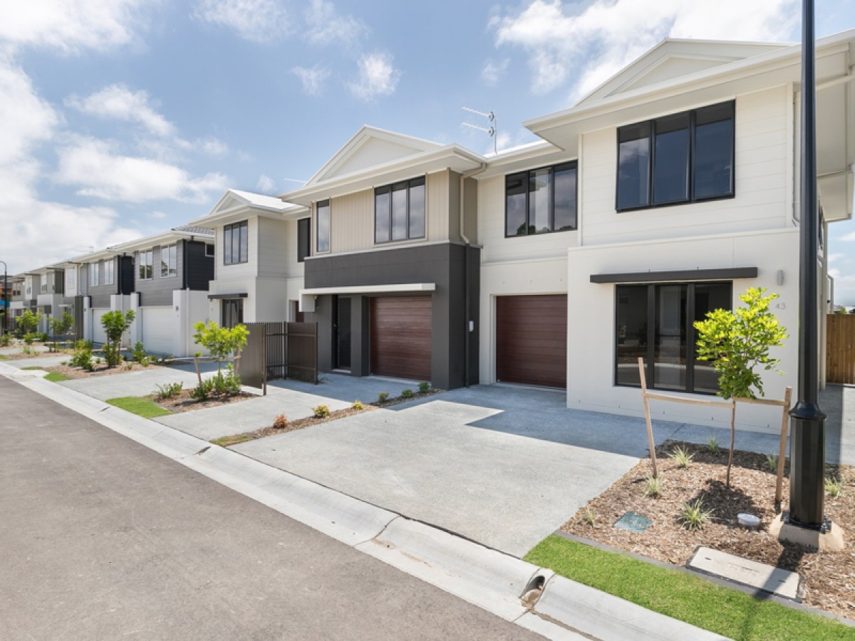 Gainsborough Views , Pimpama