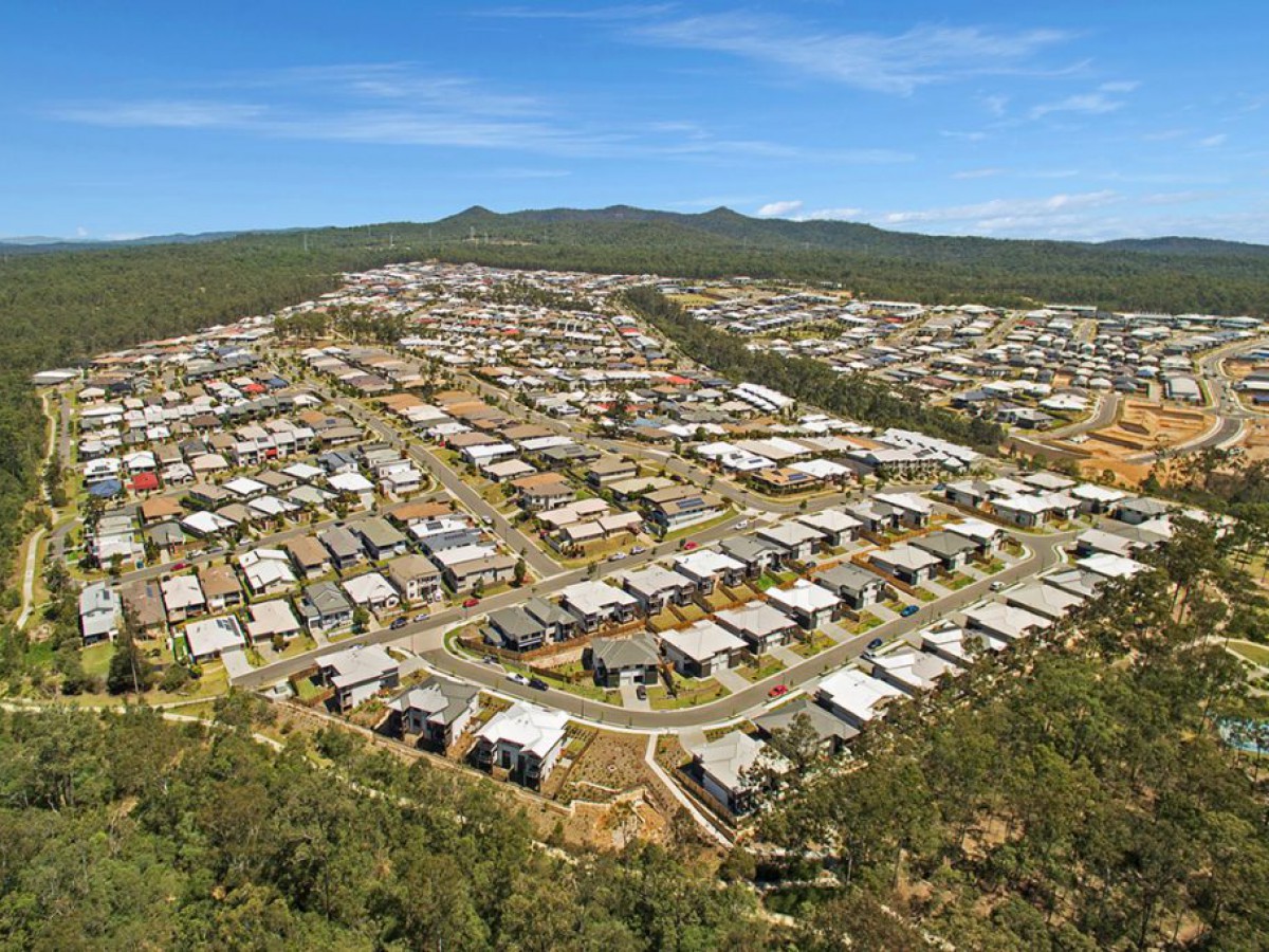 Park Edge Views, Springfield Lakes