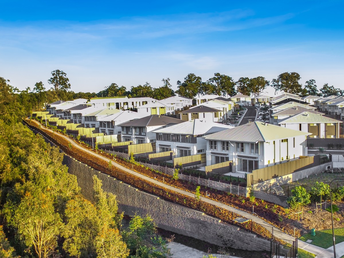 Urbane, Pimpama