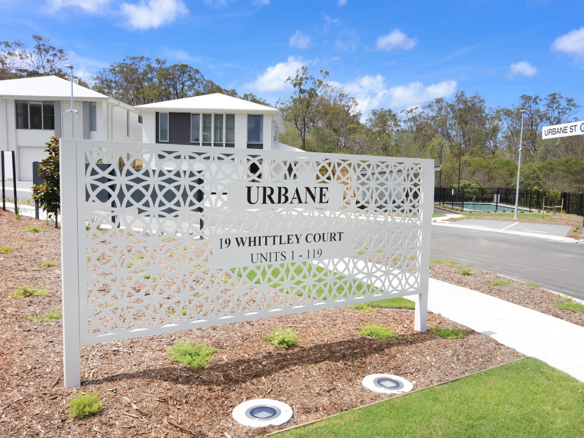 Urbane, Pimpama