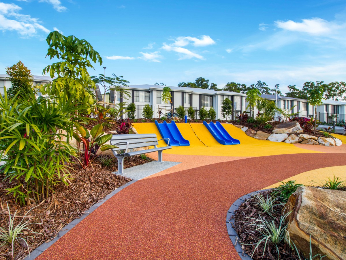 Urbane, Pimpama