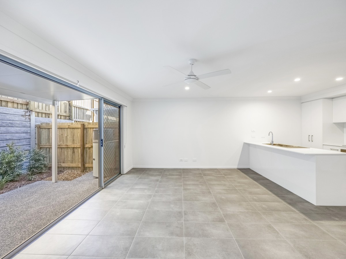 The Crest Residences, Pimpama