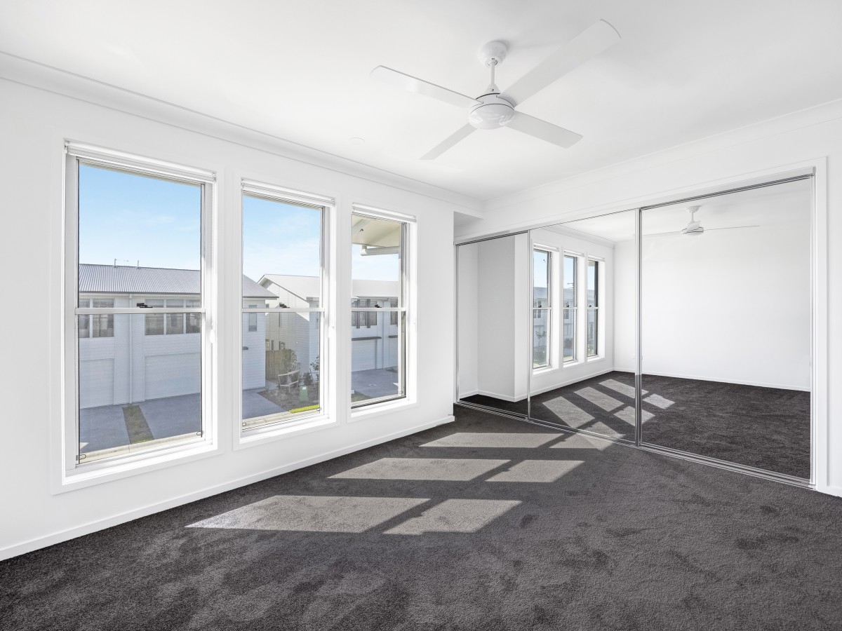 The Crest Residences, Pimpama