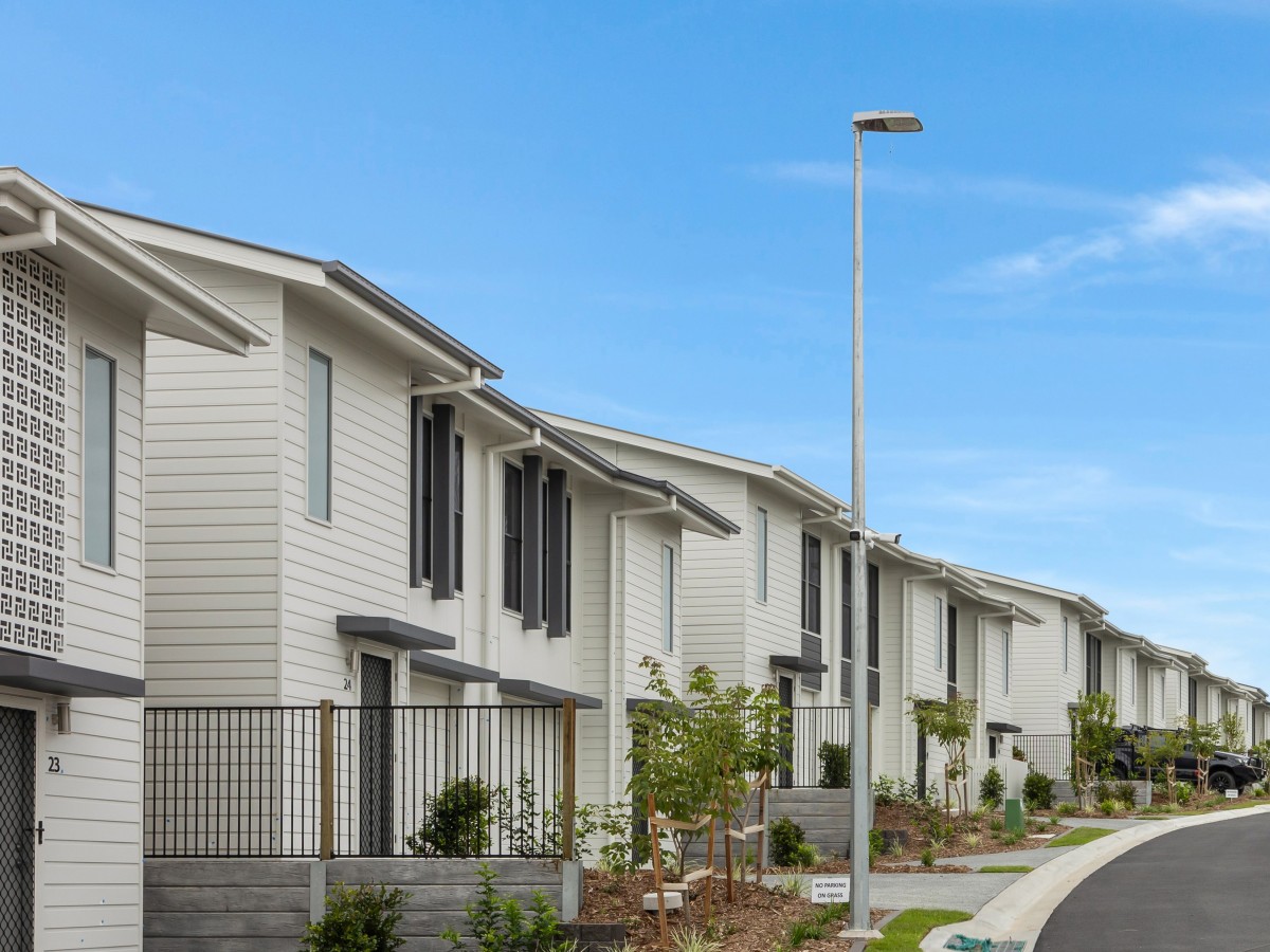 The Crest Residences, Pimpama