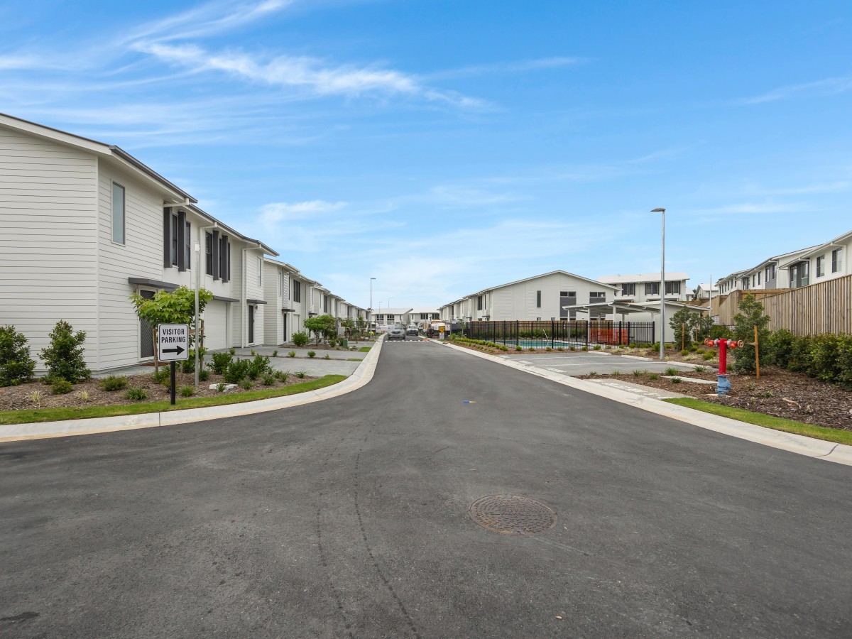 The Crest Residences, Pimpama