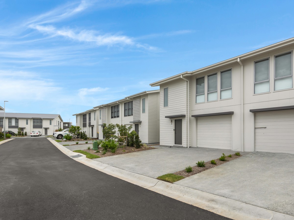 The Crest Residences, Pimpama